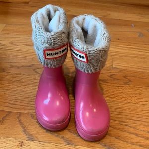 Pink hunter rain boots with warm insole